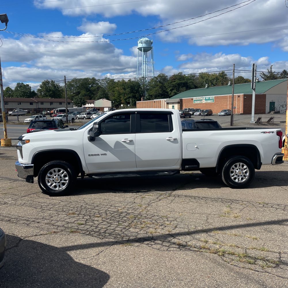 2022 Chevrolet Silverado 3500HD LT