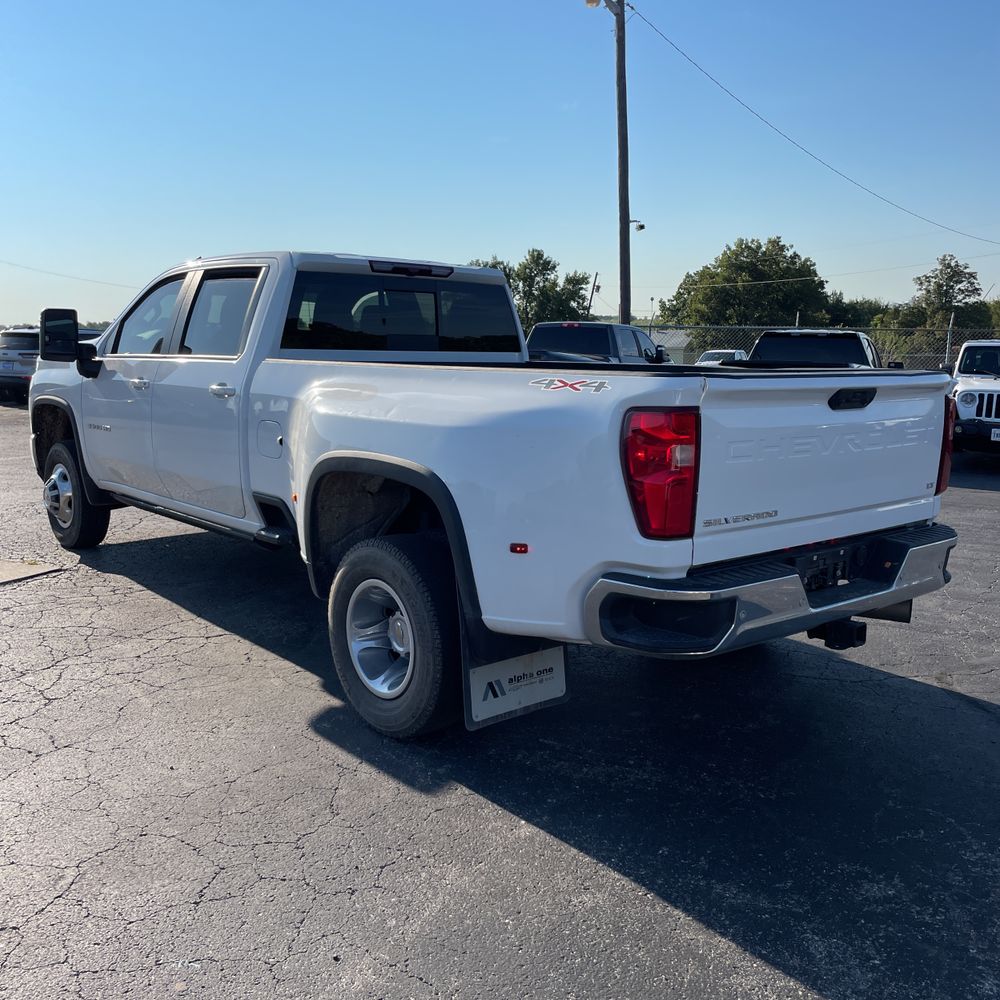 2024 Chevrolet Silverado 3500HD LT