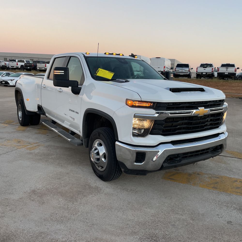 2024 Chevrolet Silverado 3500HD LT
