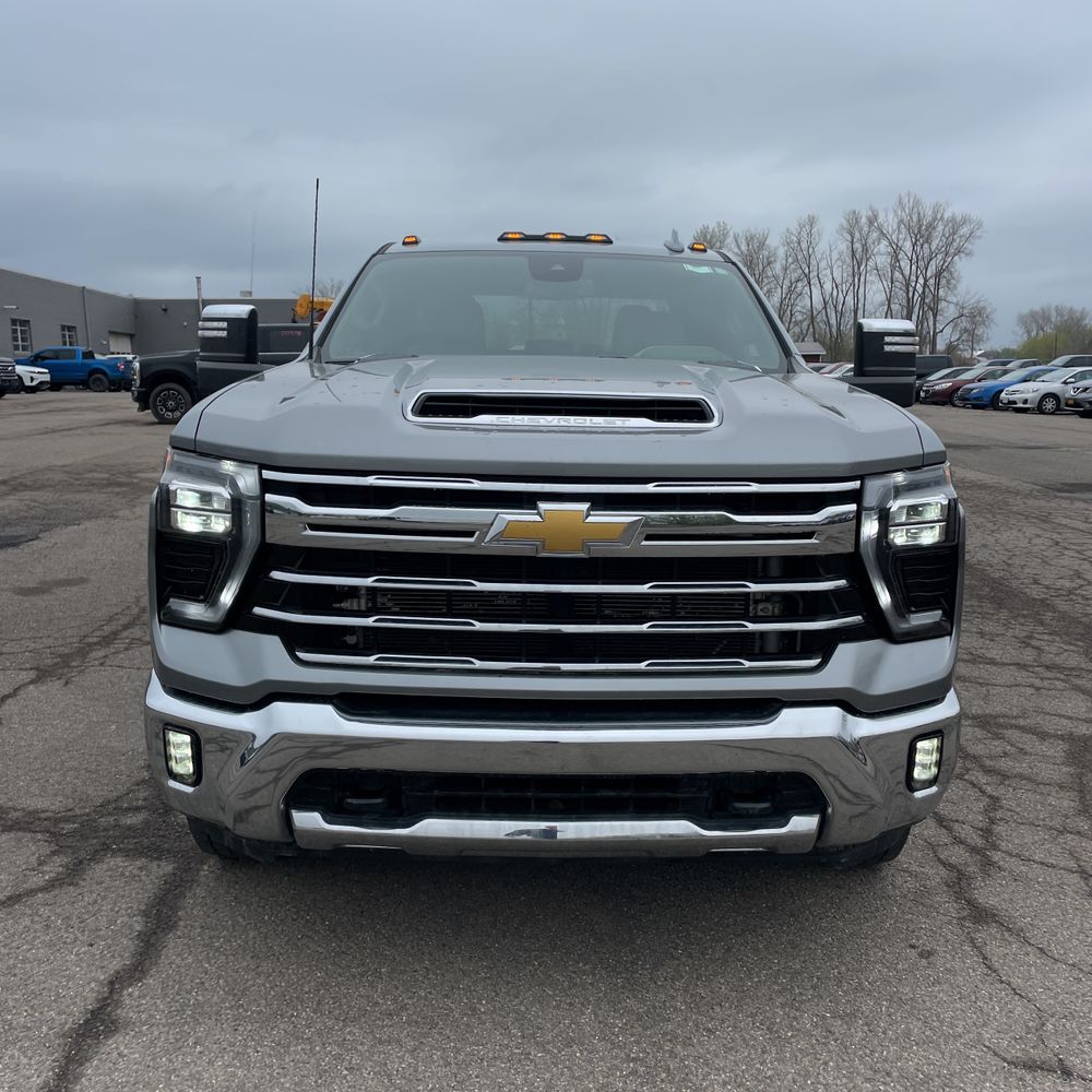 2024 Chevrolet Silverado 3500HD LTZ