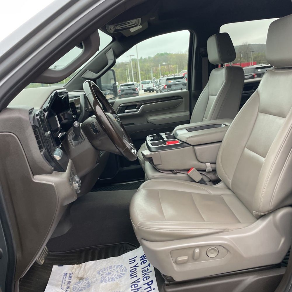2024 Chevrolet Silverado 3500HD LTZ