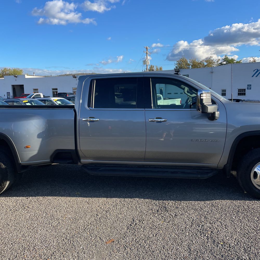2024 Chevrolet Silverado 3500HD LTZ