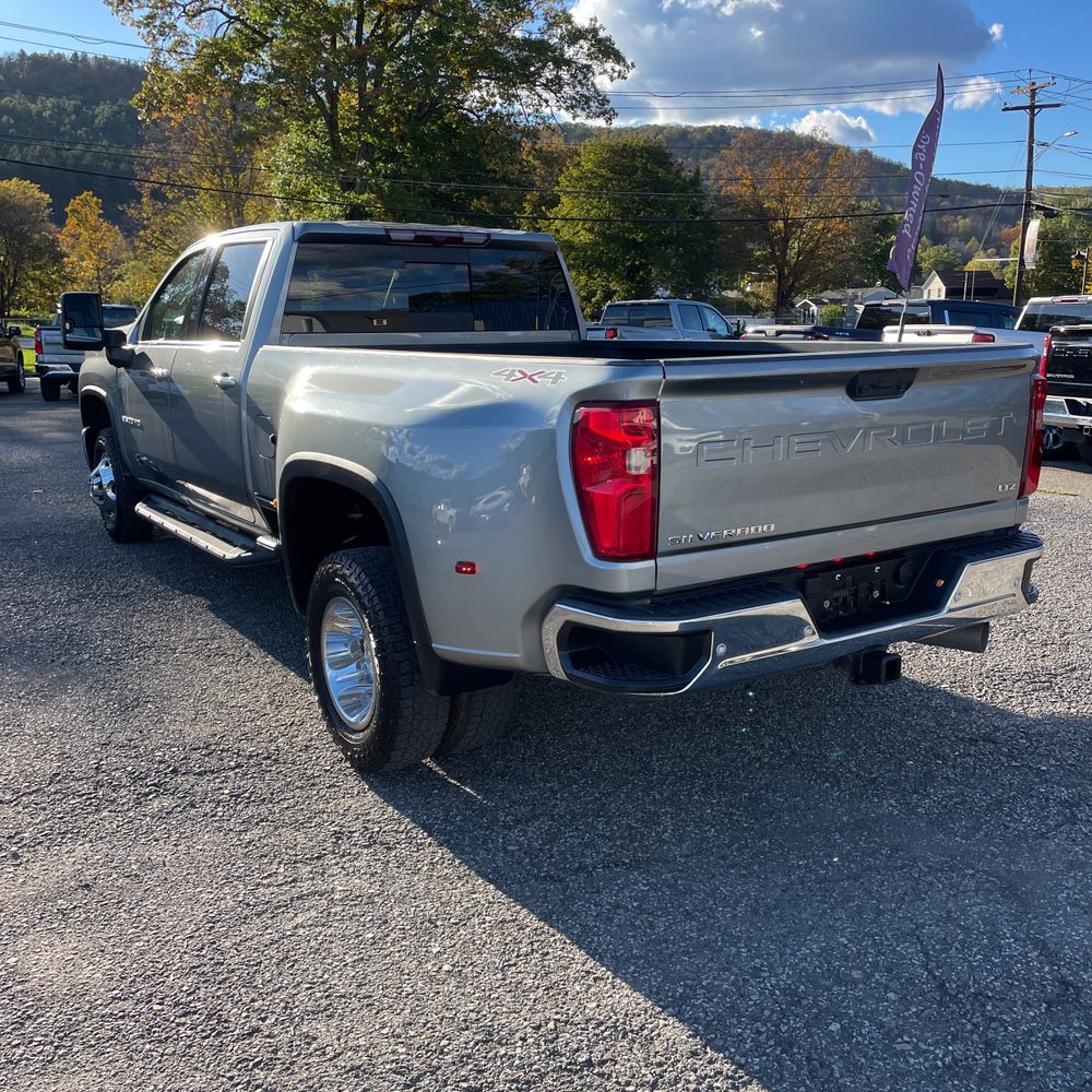 2024 Chevrolet Silverado 3500HD LTZ