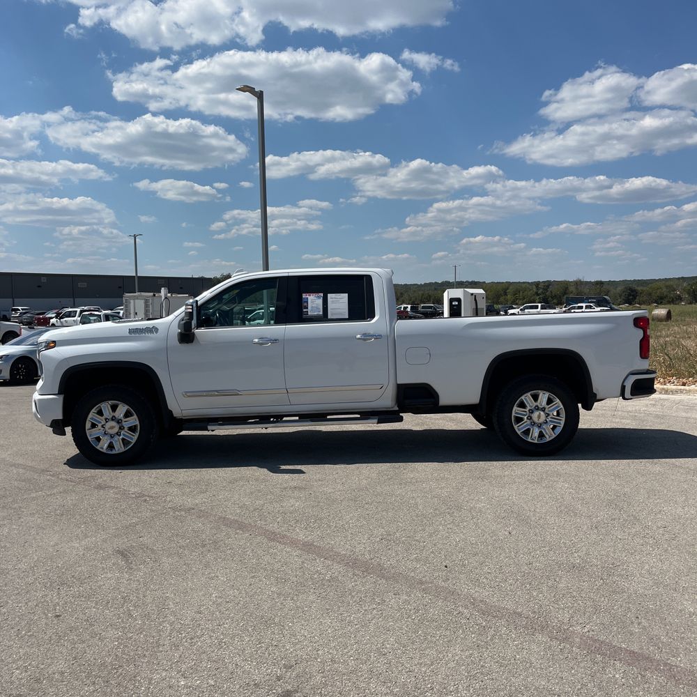 2024 Chevrolet Silverado 3500HD High Country