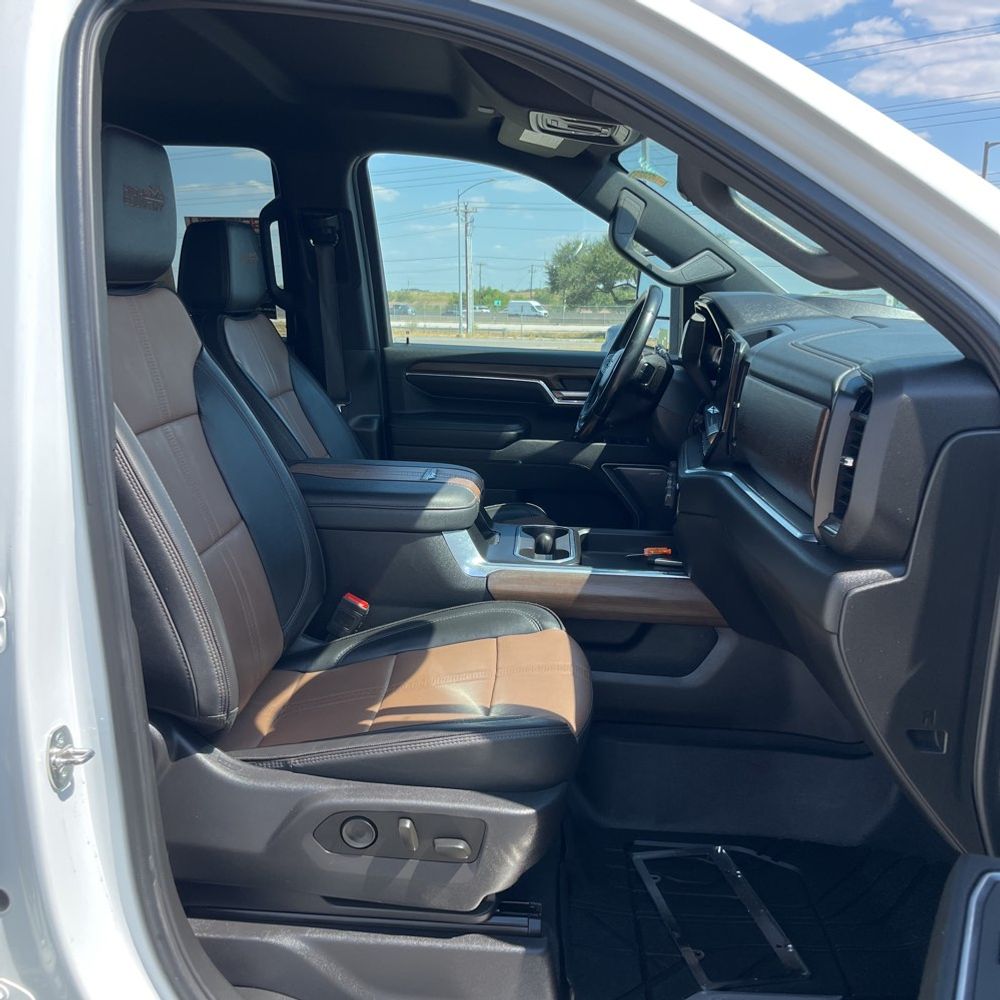 2024 Chevrolet Silverado 3500HD High Country