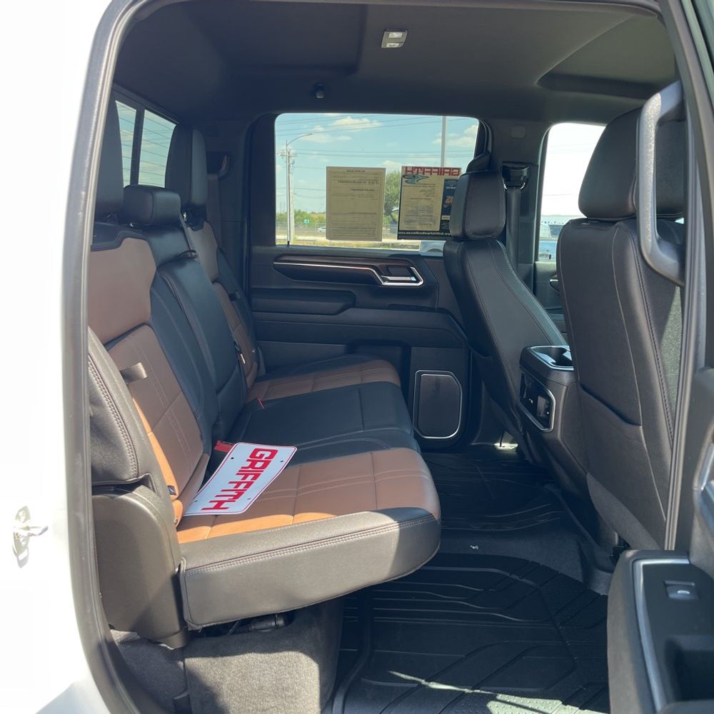 2024 Chevrolet Silverado 3500HD High Country