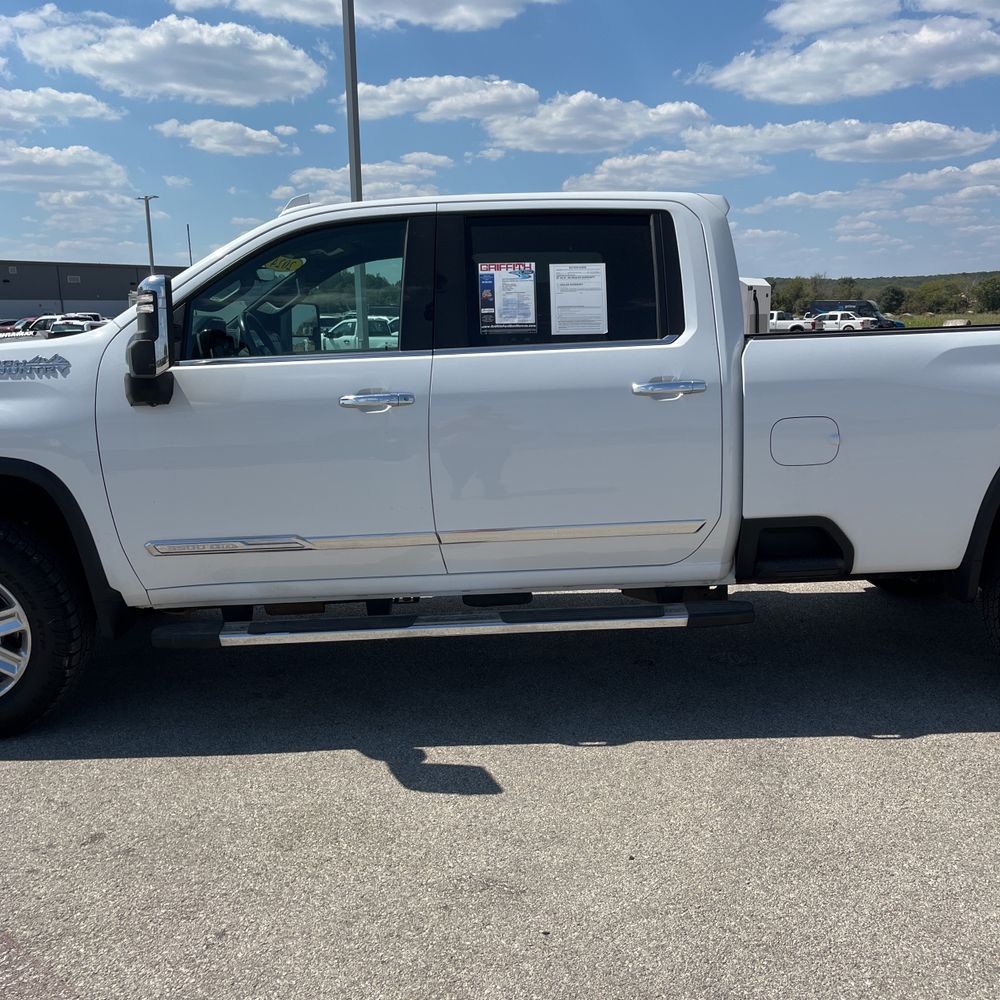 2024 Chevrolet Silverado 3500HD High Country