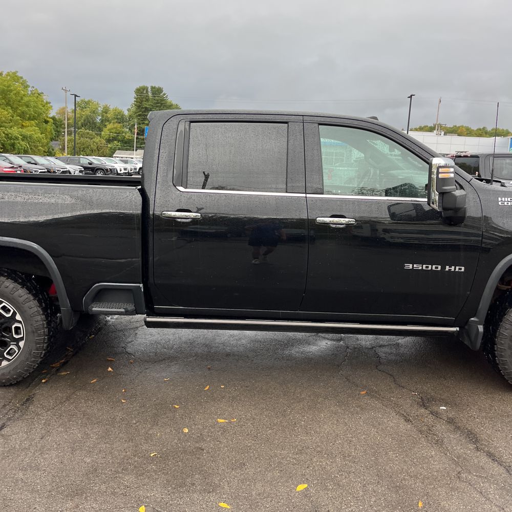 2021 Chevrolet Silverado 3500HD High Country