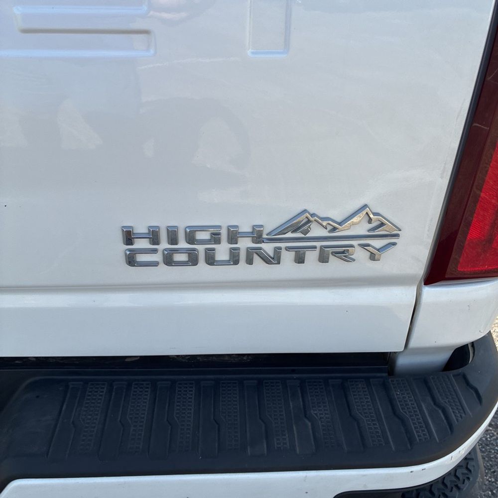 2023 Chevrolet Silverado 3500HD High Country