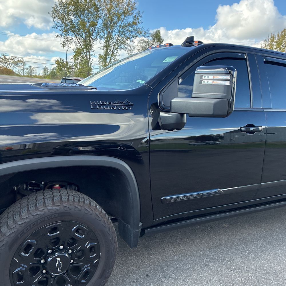 2024 Chevrolet Silverado 3500HD High Country
