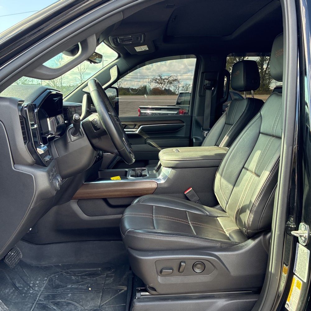 2024 Chevrolet Silverado 3500HD High Country