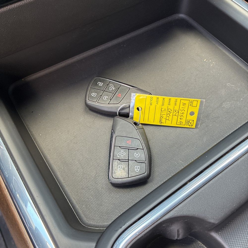 2024 Chevrolet Silverado 3500HD High Country