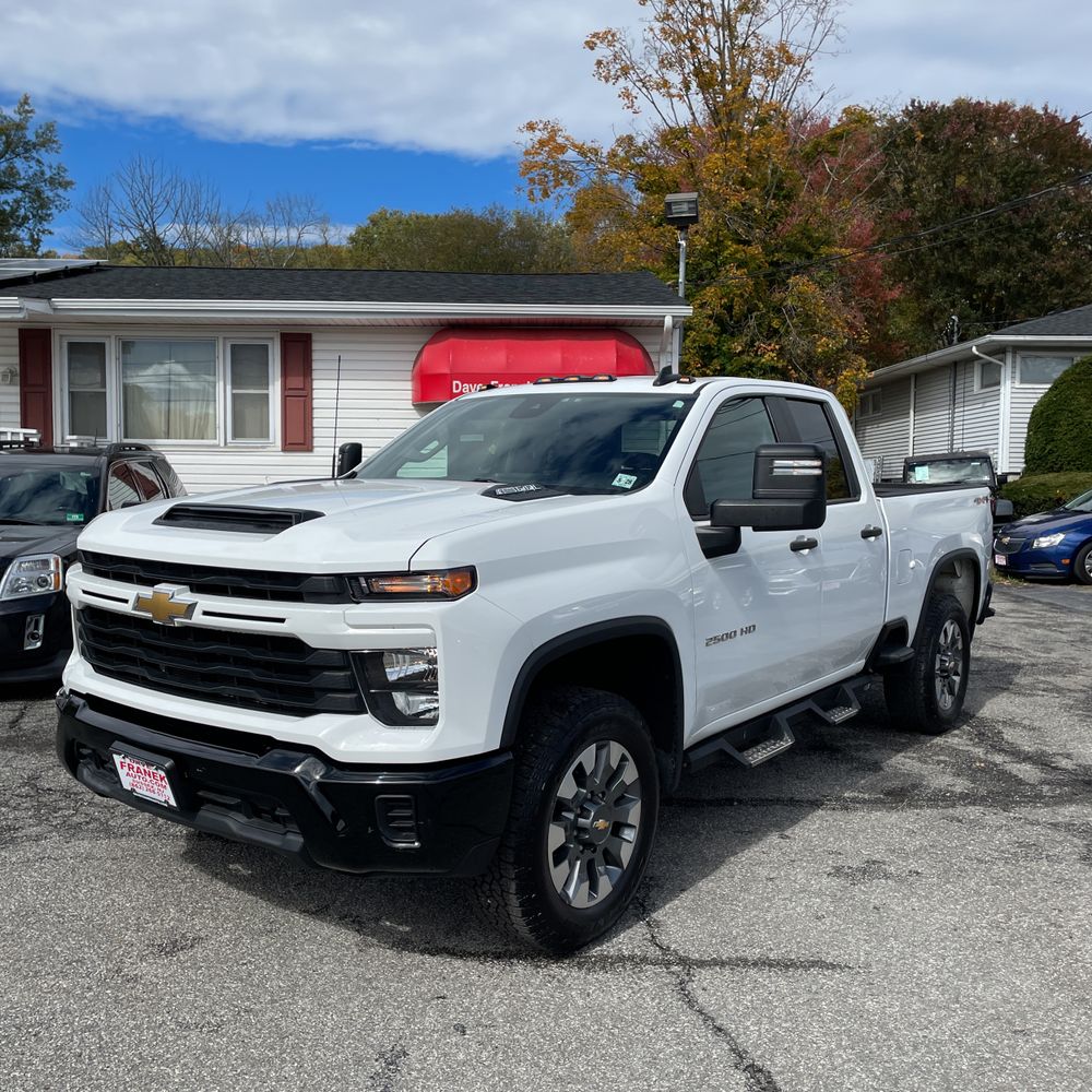 2024 Chevrolet Silverado 2500HD Custom