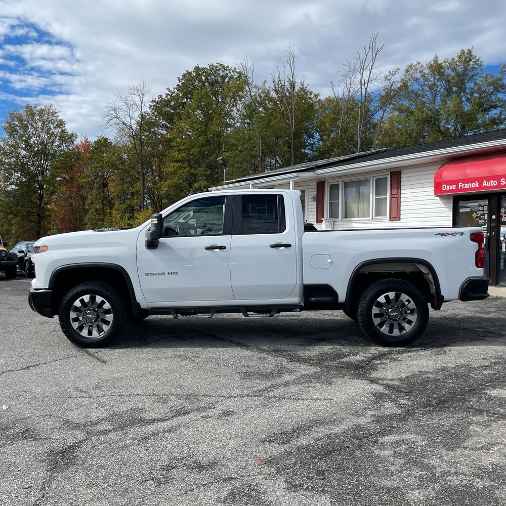 2024 Chevrolet Silverado 2500HD Custom