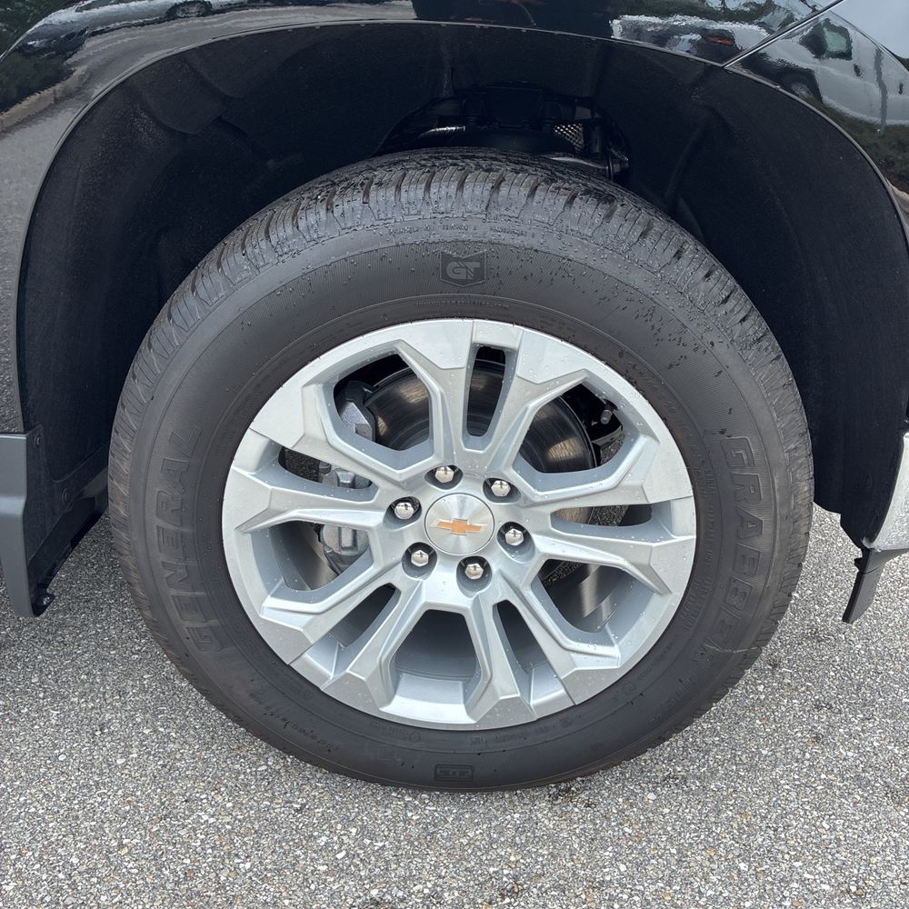 2025 Chevrolet Silverado 1500 LTZ