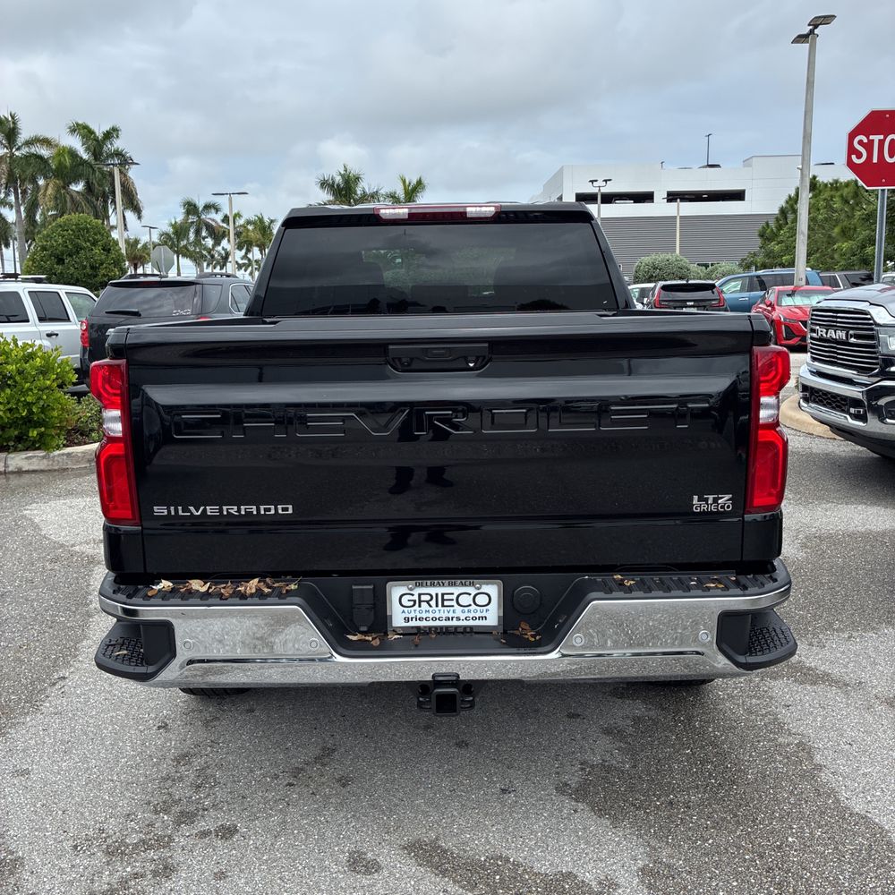 2025 Chevrolet Silverado 1500 LTZ