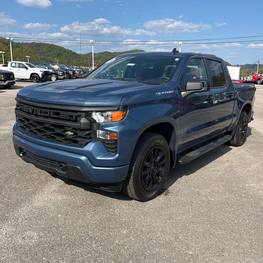 2024 Chevrolet Silverado 1500 Custom