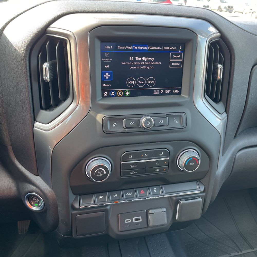 2024 Chevrolet Silverado 1500 Custom