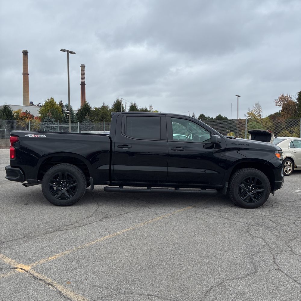 2024 Chevrolet Silverado 1500 Custom
