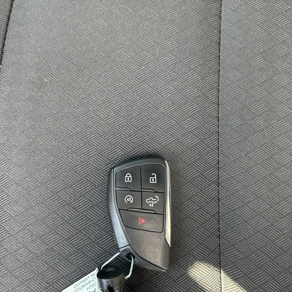 2024 Chevrolet Silverado 1500 LT