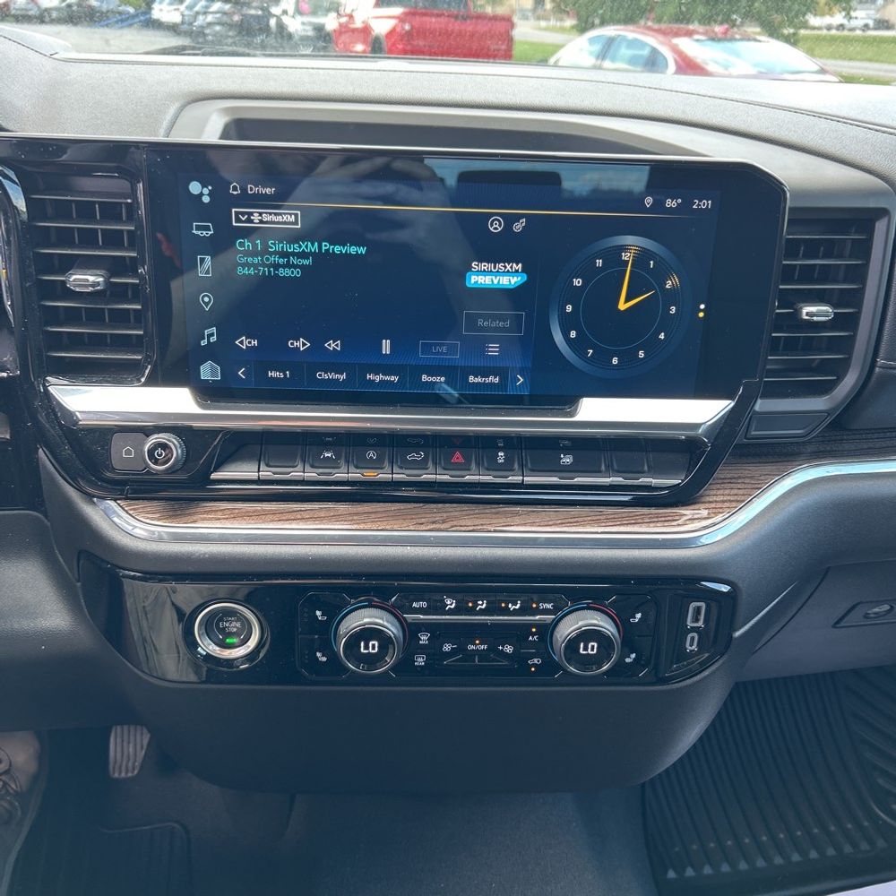 2024 Chevrolet Silverado 1500 LT