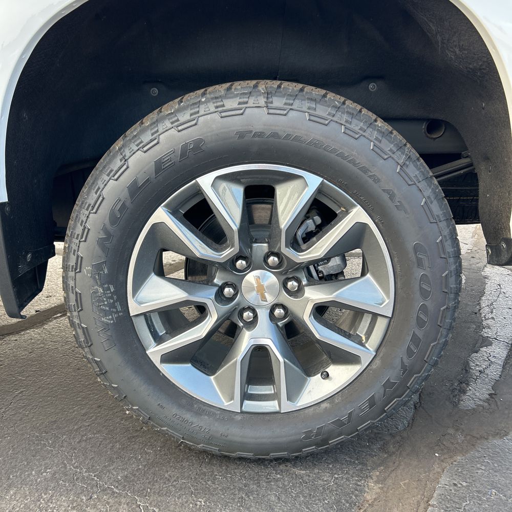 2025 Chevrolet Silverado 1500 RST