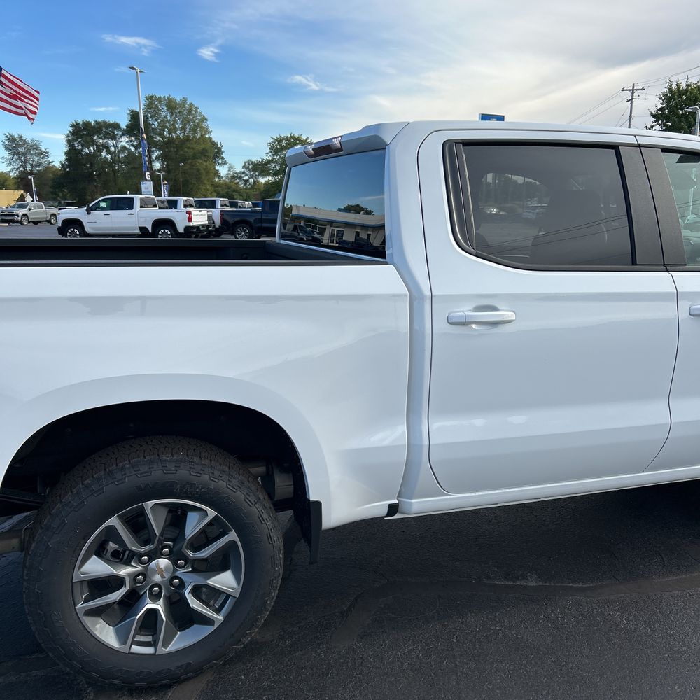 2025 Chevrolet Silverado 1500 RST