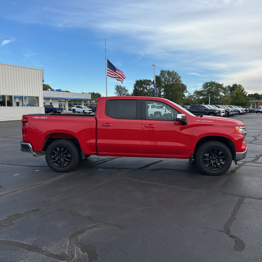 2025 Chevrolet Silverado 1500 LT