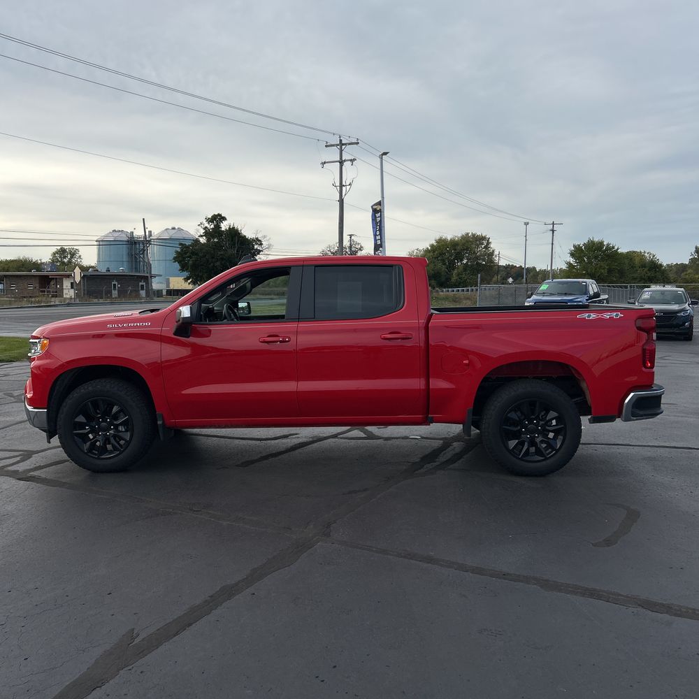 2025 Chevrolet Silverado 1500 LT