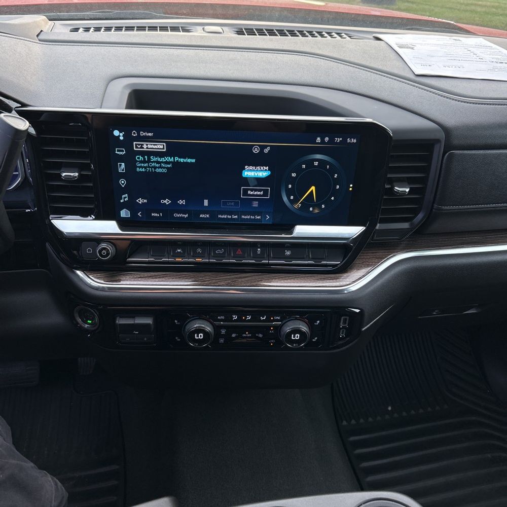 2025 Chevrolet Silverado 1500 LT