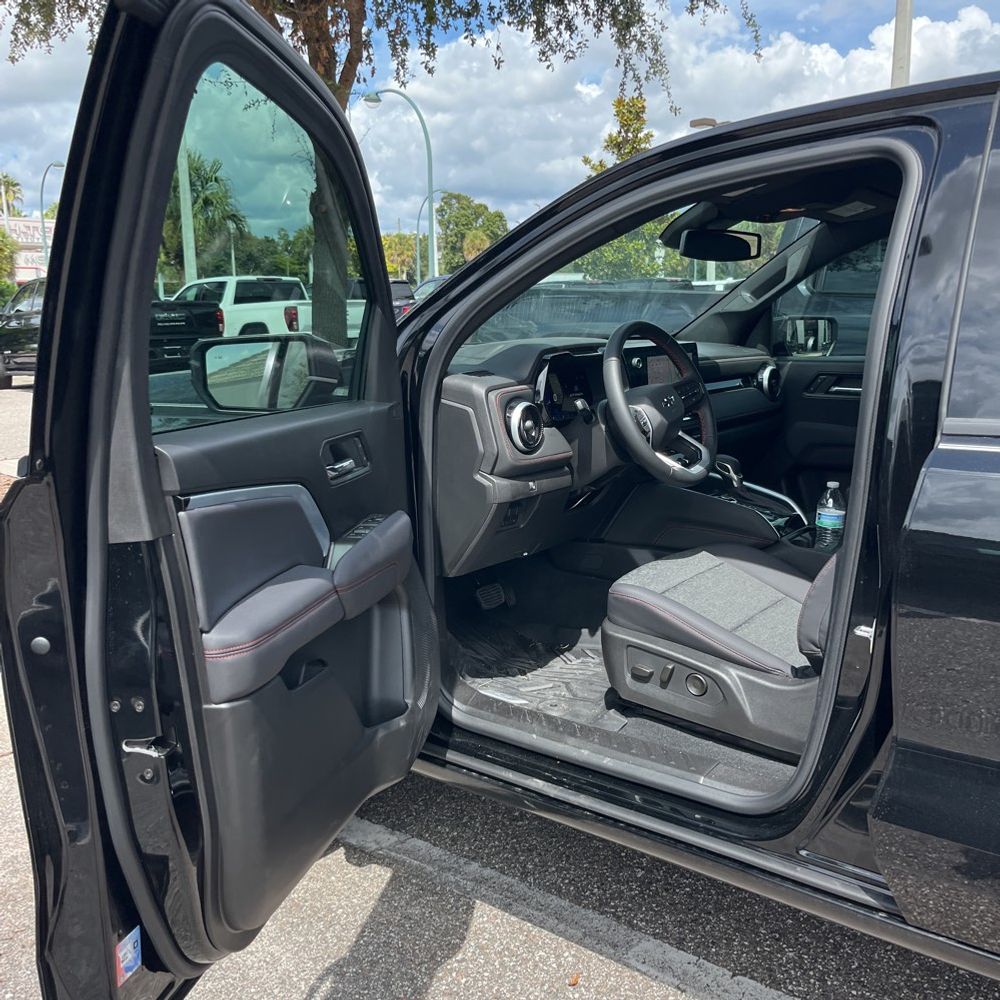 2025 Chevrolet Colorado Z71