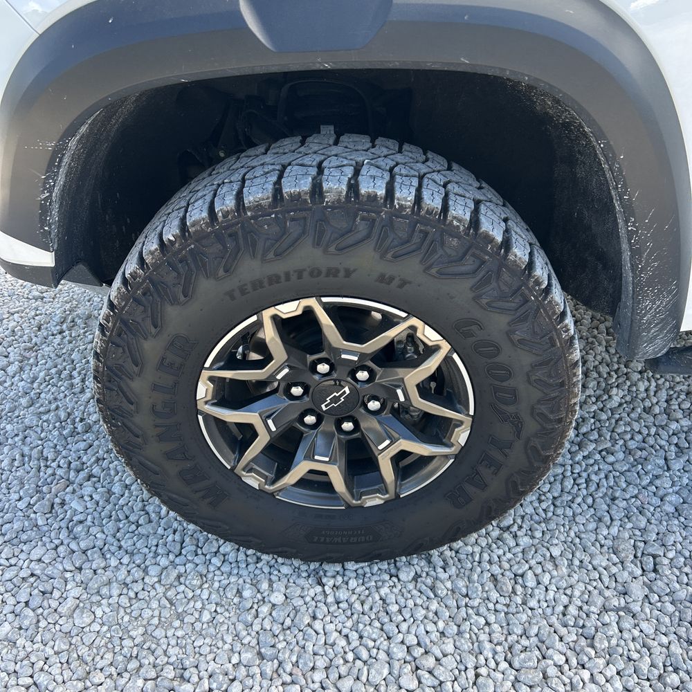 2024 Chevrolet Colorado ZR2