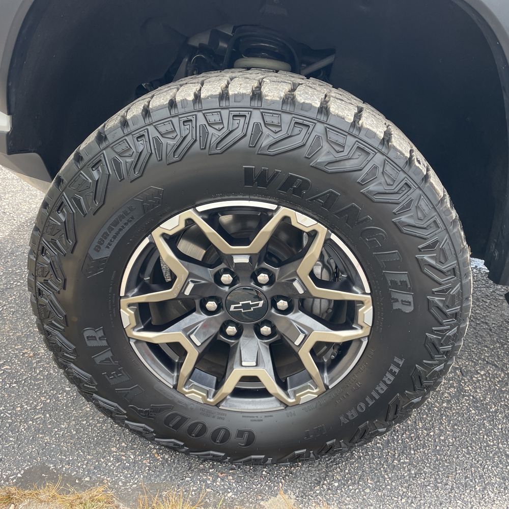 2023 Chevrolet Colorado ZR2