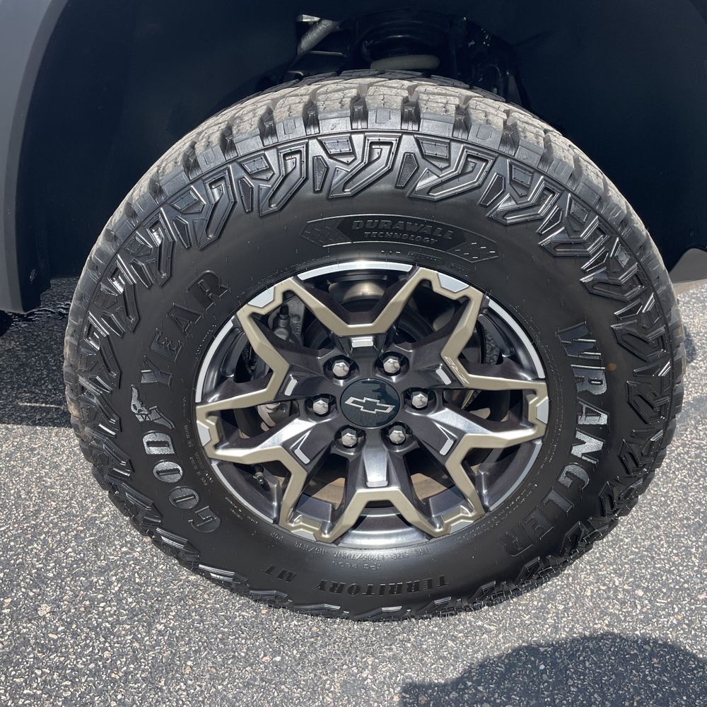 2023 Chevrolet Colorado ZR2