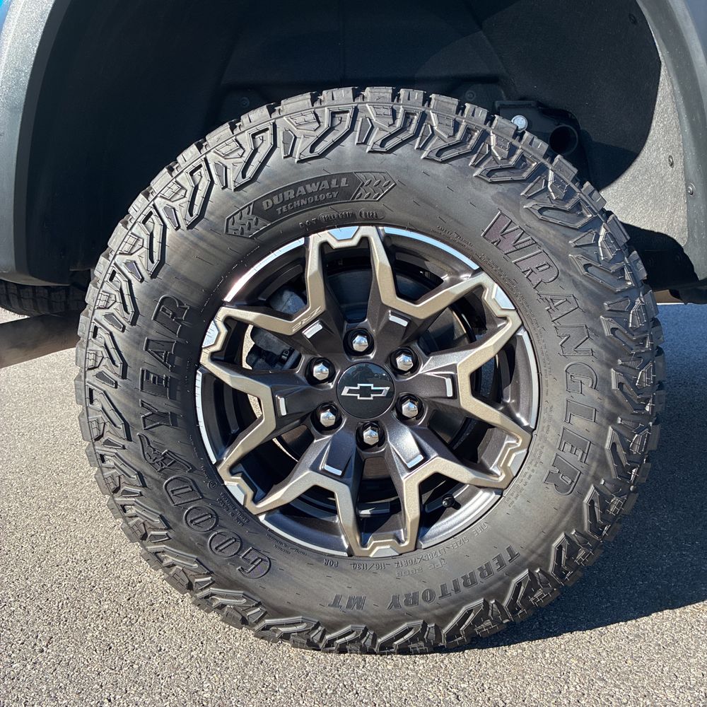 2023 Chevrolet Colorado ZR2
