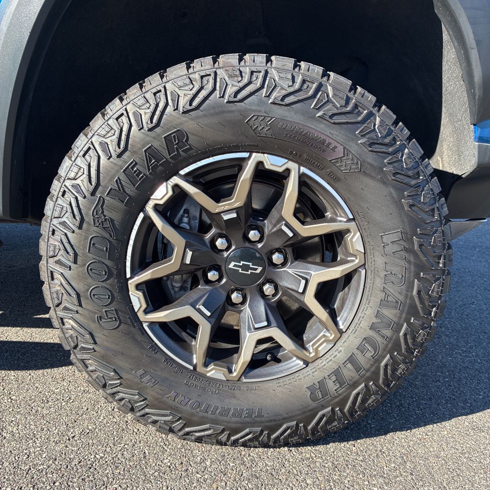 2023 Chevrolet Colorado ZR2