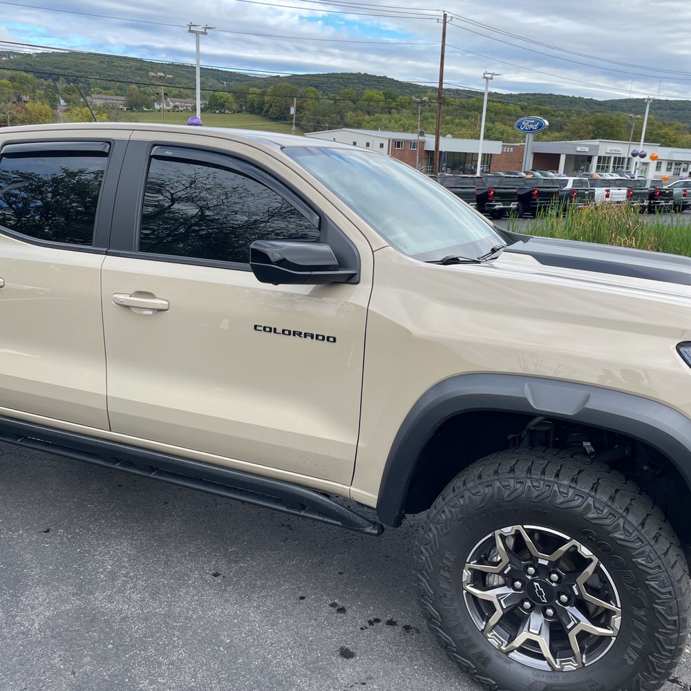 2024 Chevrolet Colorado ZR2