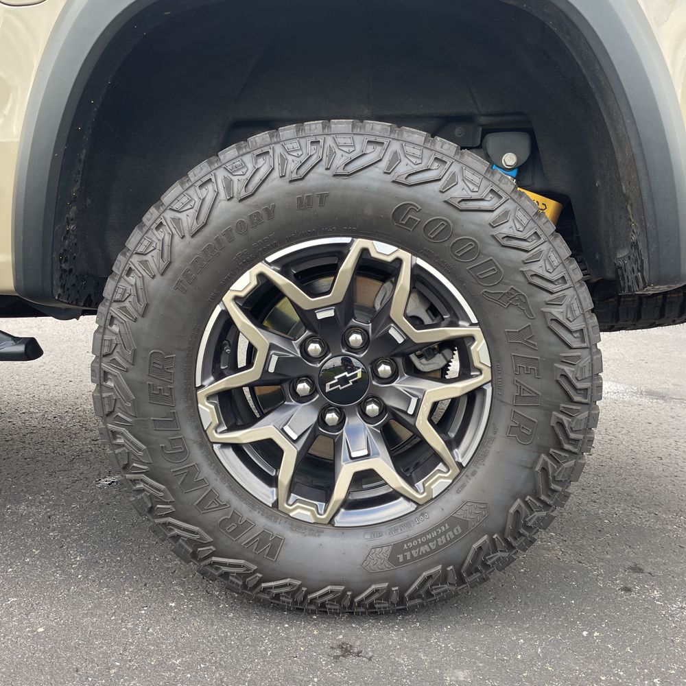 2024 Chevrolet Colorado ZR2