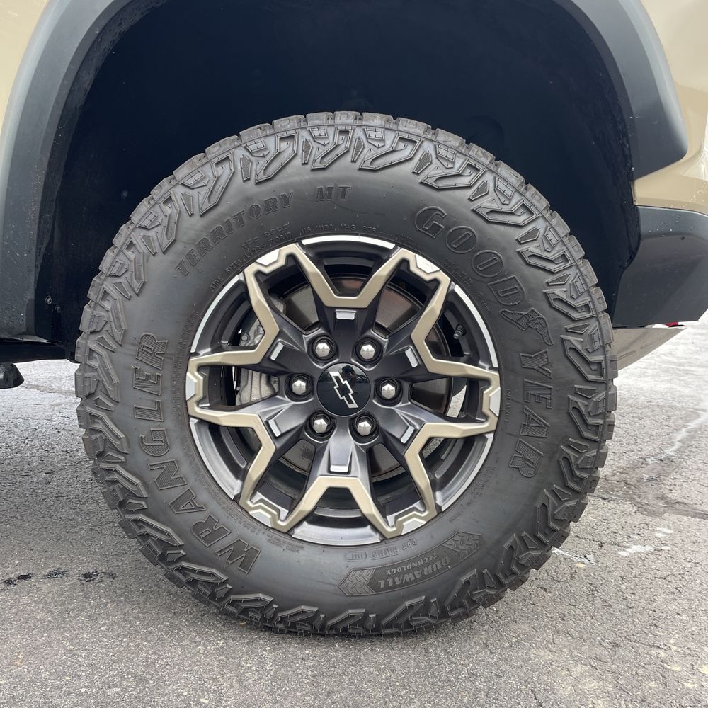 2024 Chevrolet Colorado ZR2