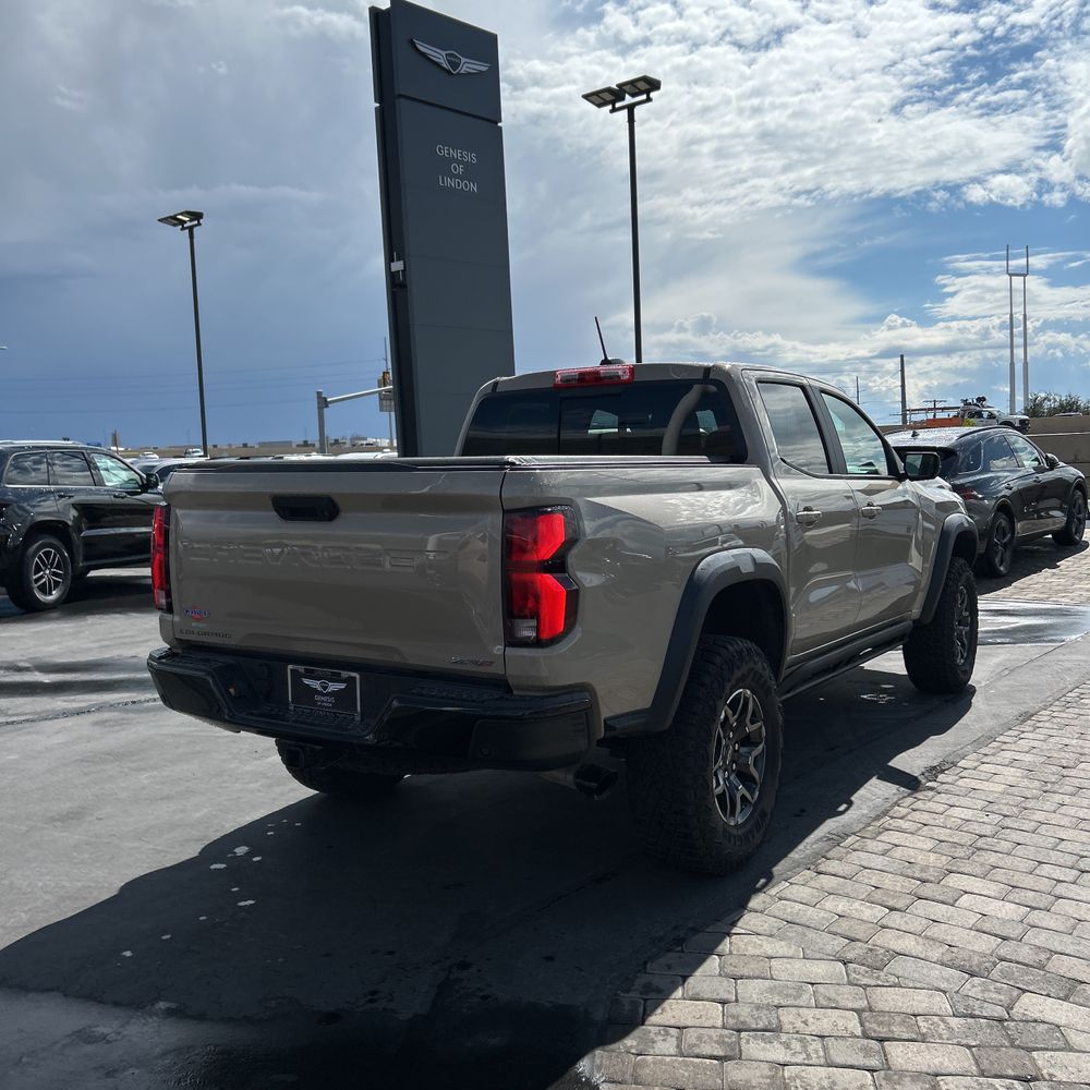 2024 Chevrolet Colorado ZR2