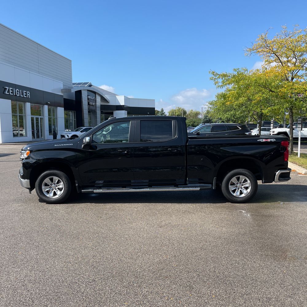 2024 Chevrolet Silverado 1500 LT