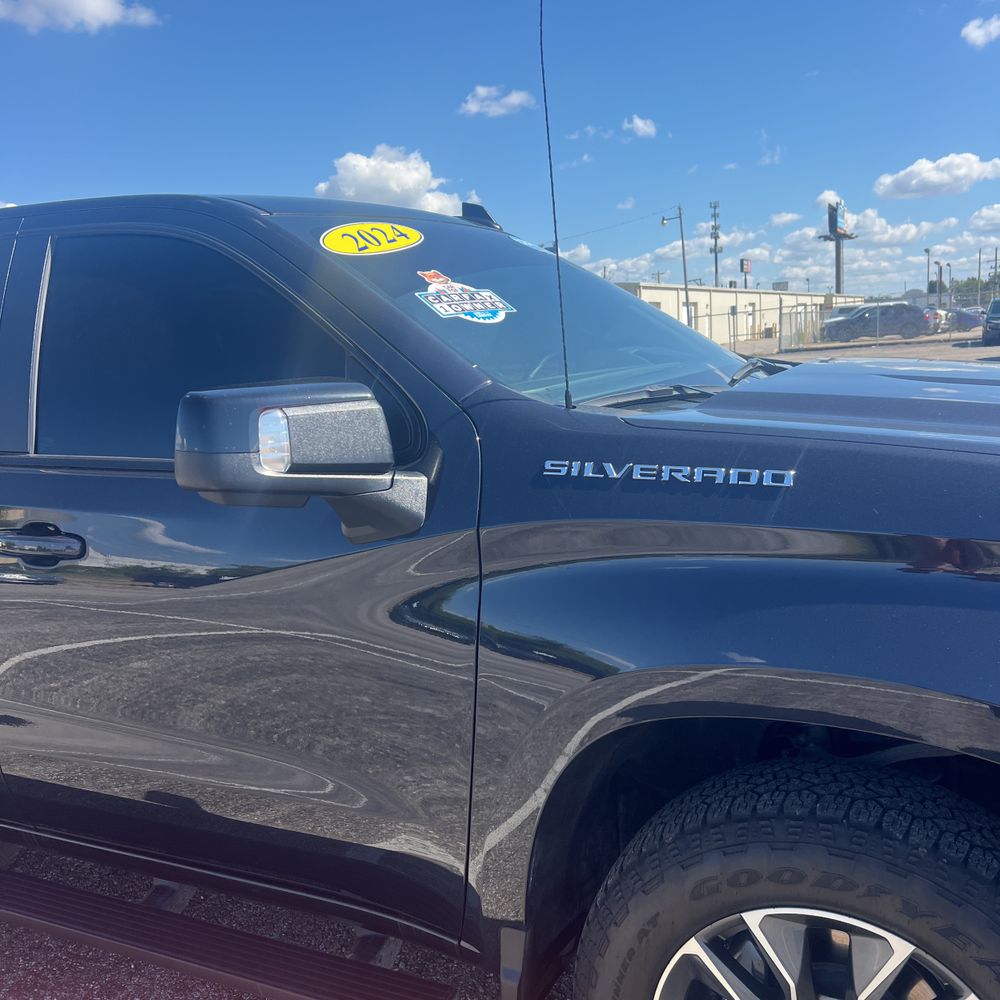 2024 Chevrolet Silverado 1500 RST
