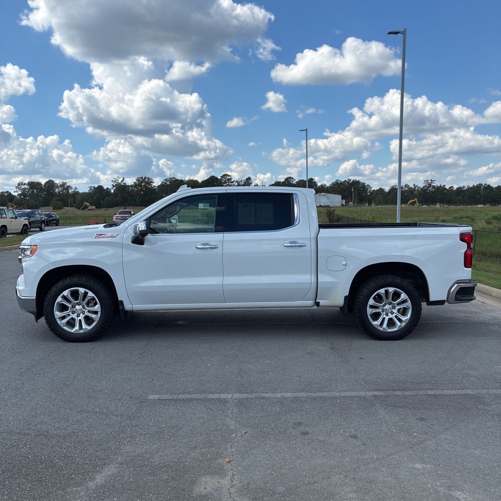 2023 Chevrolet Silverado 1500 LTZ