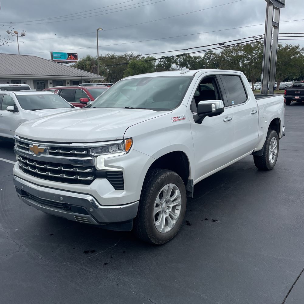 2024 Chevrolet Silverado 1500 LTZ