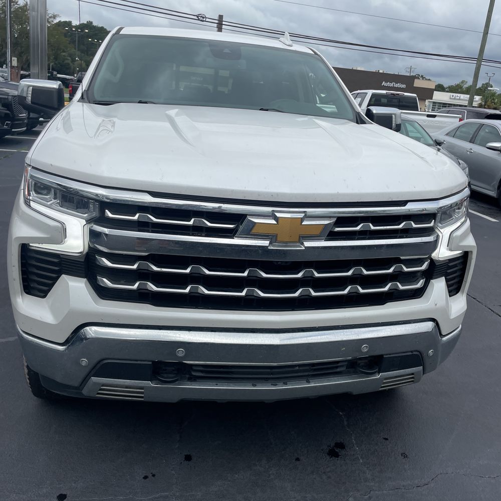 2024 Chevrolet Silverado 1500 LTZ