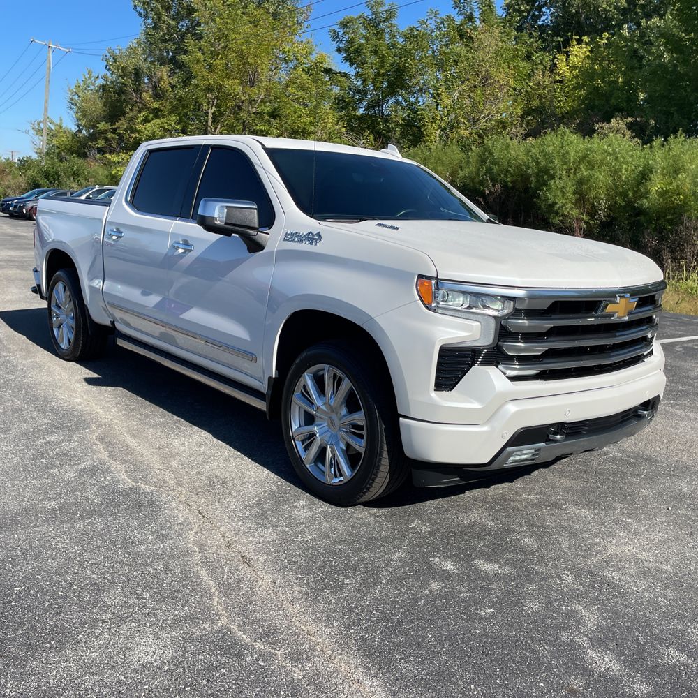 2023 Chevrolet Silverado 1500 High Country