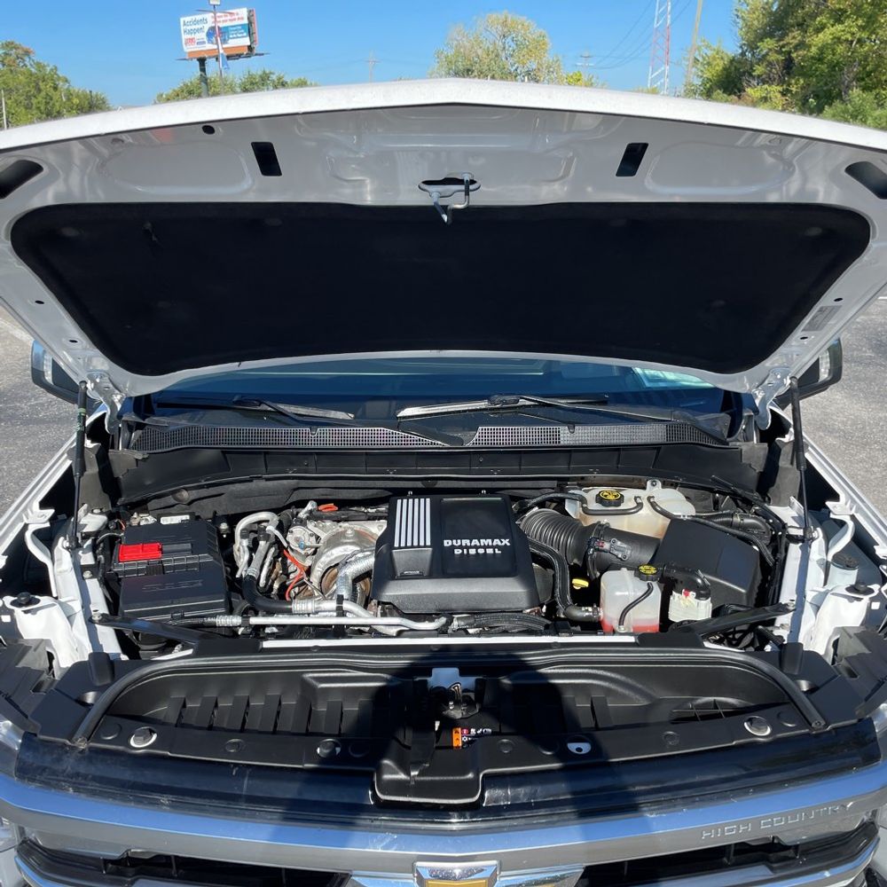 2023 Chevrolet Silverado 1500 High Country