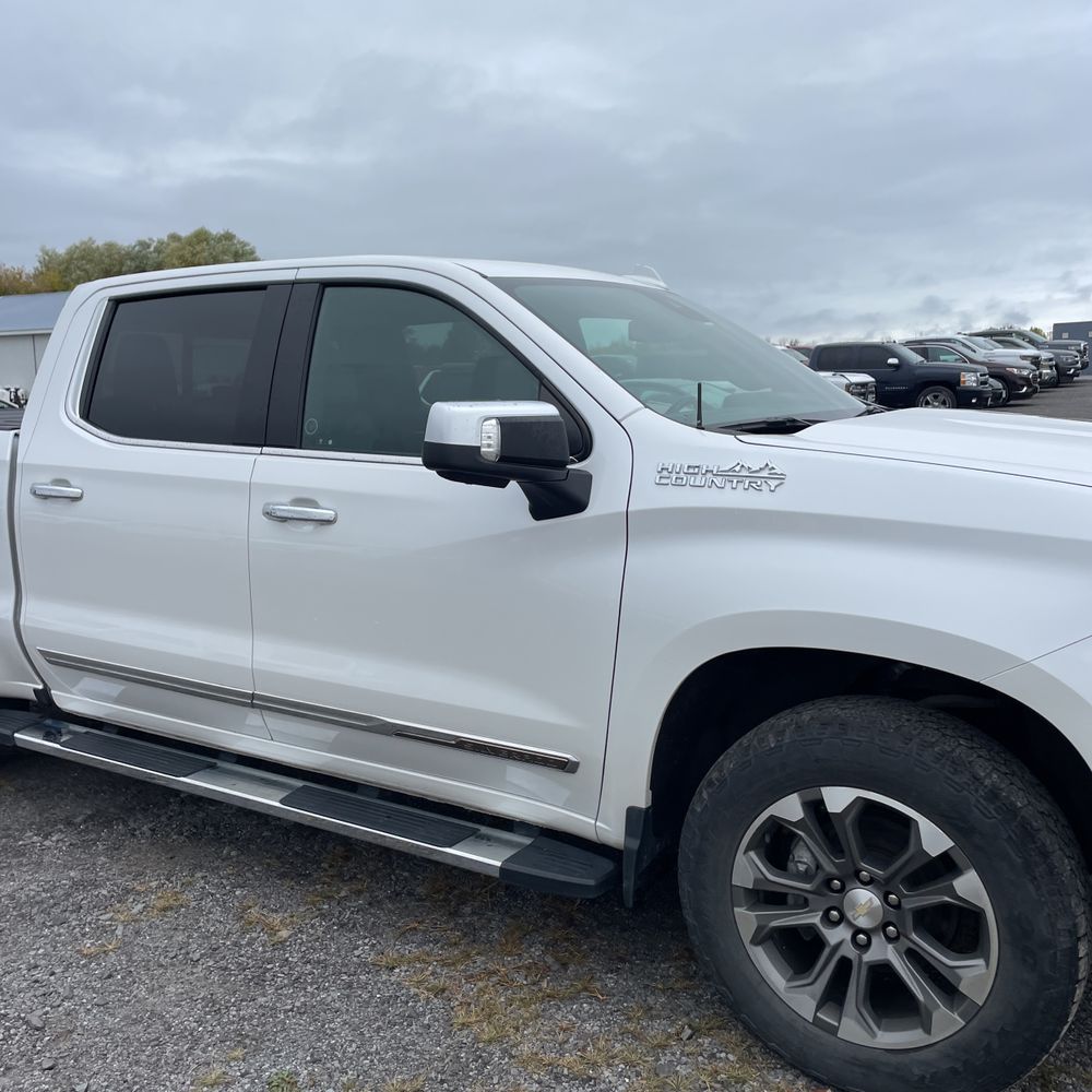 2022 Chevrolet Silverado 1500 High Country