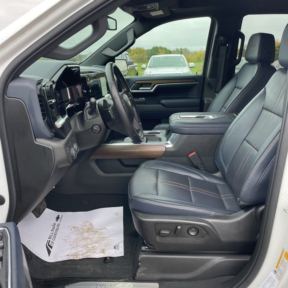 2022 Chevrolet Silverado 1500 High Country