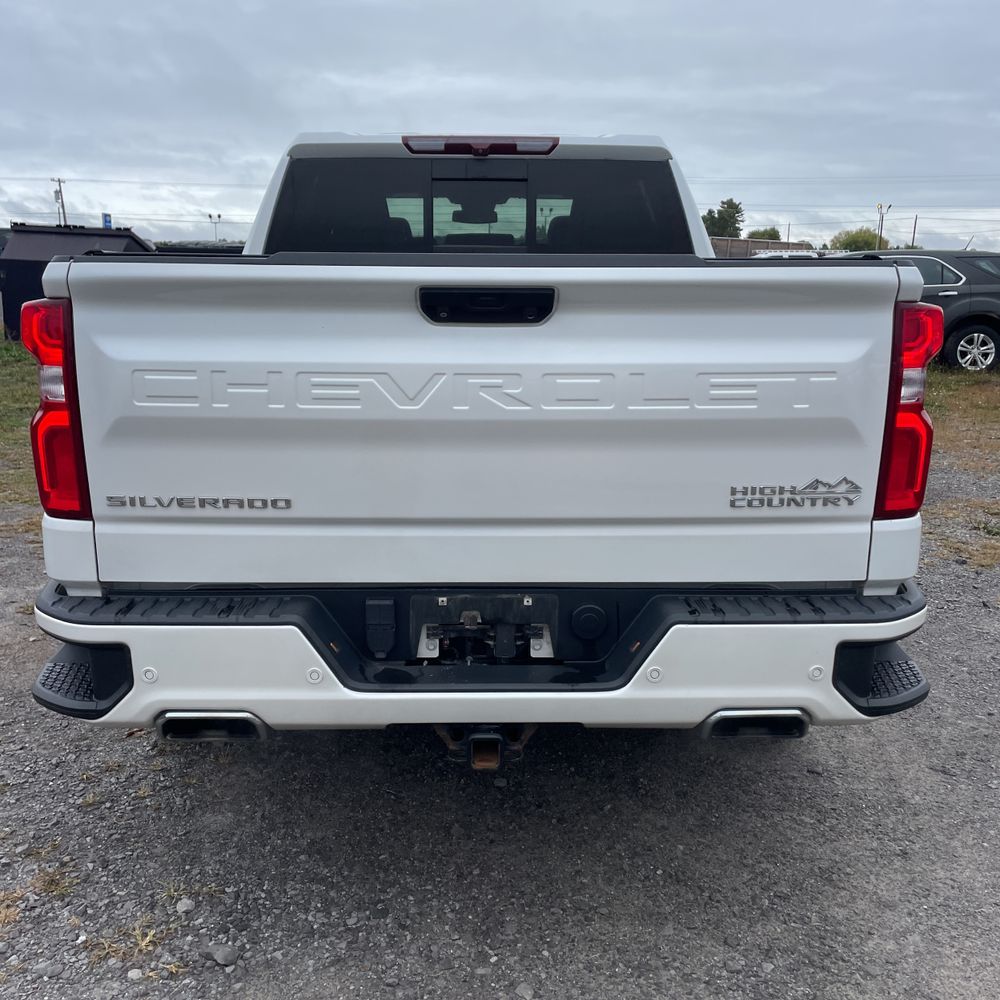 2022 Chevrolet Silverado 1500 High Country
